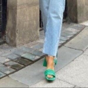 New Zara Kelly Green Woven Sandals 38